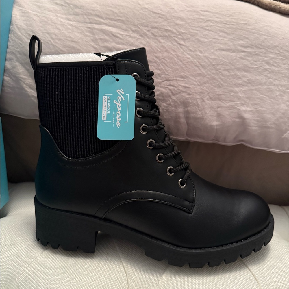 Vepose Black Women's Boots size 7